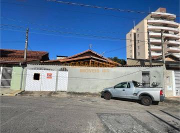 Casa · 220m² · 2 Quartos · 3 Vagas · Casa com Edícula à venda no Bosque dos Eucaliptos- 220 m²