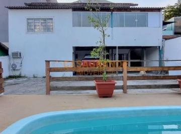 Casa · 310m² · 5 Quartos · 2 Vagas · Casa com 3 quartos, Piscina- Bosque dos Eucaliptos
