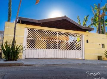Casa · 300m² · 4 Quartos · 4 Vagas · Casa comercial e residencial com  galpão 520m² no monte castelo sjc