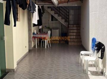 Casa · 160m² · 2 Quartos · 2 Vagas · Casa à venda no Jd Santo Onofre- 2 quartos, sendo 1 suíte- Zona Sudeste