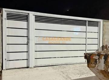 Casa · 40m² · 1 Quarto · 2 Vagas · Casa à venda com 1 quarto , Piscina,  SetVille