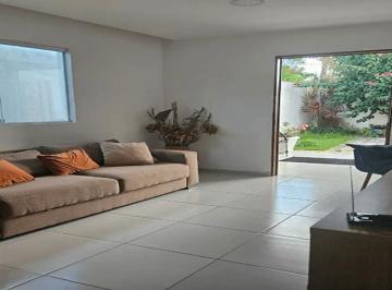 Casa de 3 quartos, Mogi das Cruzes · Casa com 165 m² e 3 quartos à venda em Jardim Santa Carolina