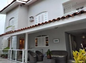 Casa de 2 quartos, São Sebastião · Casa com 2 quartos e à venda em Maresias