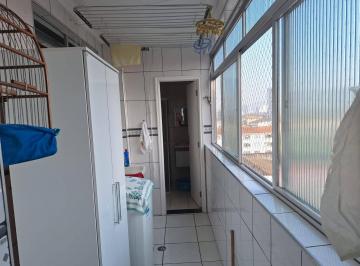 Apartamento · 95m² · 2 Quartos · 1 Vaga · Apartamento 2 Dormitórios - Dep. Empregada - Garagem - Embaré