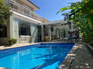 Casa · 242m² · 3 Quartos · 4 Vagas · O Refúgio dos Seus Sonhos na Granja Vianna
