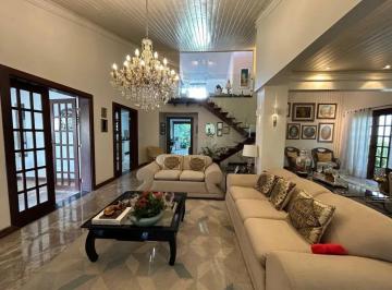 Casa de 3 quartos, Brasília · Casa com 3 quartos e à venda em Asa Sul DF