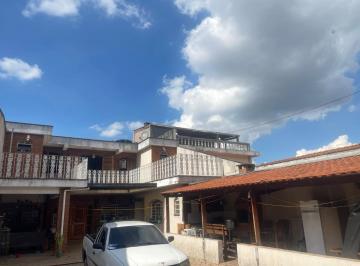 abc6ffe0-f741-4e22-bf2b-5f2ea64dddb7 · Atraente sobrado para venda em Vila Sabrina com 2 quartos, sendo 2 suítes, 160m²