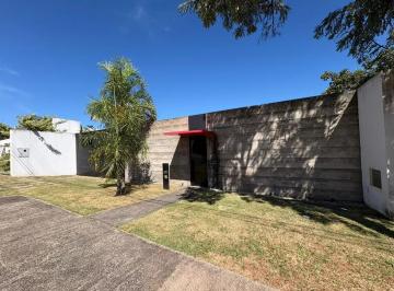 01 · Casa para Aluguel - Jardim Botânico (Tororó)