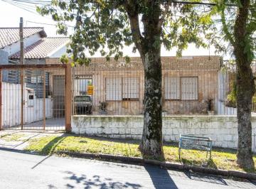 Casa · 128m² · 3 Quartos · 2 Vagas · Casa de 3 dormitórios, 1 suíte e 2 vagas no bairro Vila Conceição.