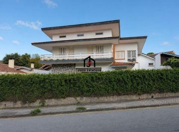 Casa · 470m² · 4 Quartos · Casa à venda - em Campos do Jordão
