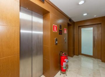 eee10ce4-bfc8-4fc4-9ab9-c88fa2bd7bb2 · Atraente conjunto comercial para venda em Perdizes, 200m²