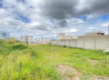 Terreno · 300m² · Terreno à Venda com 300m² no Bairro Fábio Notini em Divinópolis MG.