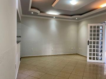 Casa de 3 quartos, Vicente Pires · Ótima Casa em condomínio fechado na Rua 04 Laje condomínio com área de lazer comum, próximo a EPTG!!