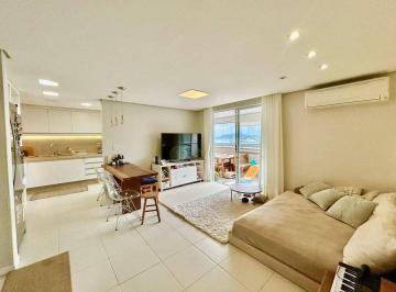 c126dd813e86d412e3211ffe52e6f0bfa50d7cd7 · Apartamento de 2 quartos à venda no bairro Kobrasol, em São José.