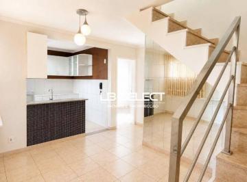 c63b13175038b166f4d2ec4df5cb6a303780ae01 · Cobertura com dois quartos, cozinha gourmet e uma vaga de garagem.