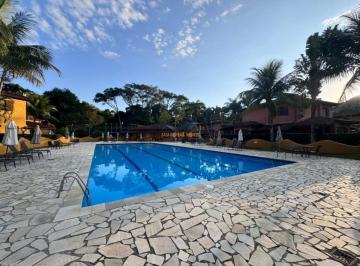 Casa de 3 quartos, São Sebastião · Locação Anual em Condomínio Completo