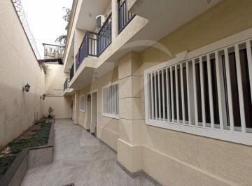 Casa · 108m² · 3 Quartos · 2 Vagas · Casa Condomínio fechado na Vila Maria - Quintal e churrasqueira privativa - 3 quartos e 2 vagas.