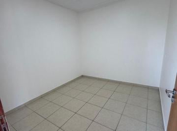 Apartamento de 2 quartos, Manaus · Alugo apartamento em via pública