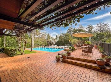 Casa · 637m² · 5 Quartos · 6 Vagas · Sobrado à venda em Campinas, Jardim Madalena, com 5 quartos, com 637 m², Condomínio Bougainville