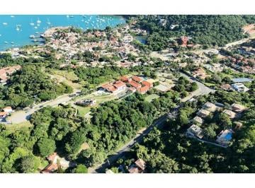 Terreno · 3600m² · Terreno a venda a poucos metros da Praia de João Fernandes - Buzios/RJ com 3.600m² por R$2.550.000