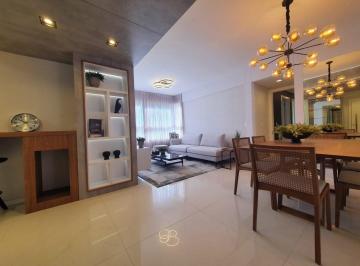 Apartamento · 101m² · 3 Quartos · 2 Vagas · 
                                Apartamento mobiliado  e decorado, com lavabo.
                    