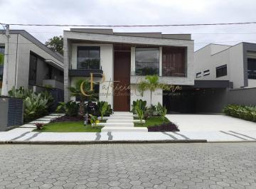 Casa · 489m² · 6 Quartos · 4 Vagas · Casa com 6 suítes | Diferencial de Mobília | M16