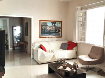 Casa · 300m² · 4 Quartos · 3 Vagas · Casa a venda com 04 quartos ,suíte 02 vagas  -Bairro Partenon