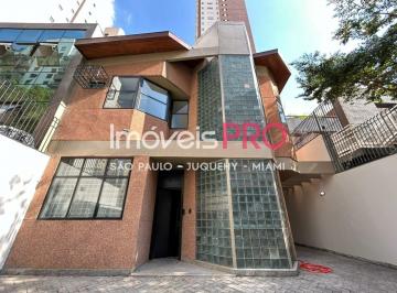 Comercial · 166m² · 5 Vagas · Imóvel comercial em Moema, com 166m² e uma bela área externa.