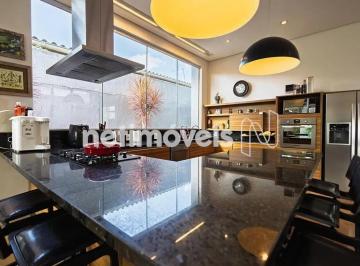 2936eb20-3296-49ea-8c1e-bba0c82fae92.webp · Vendo casa térrea