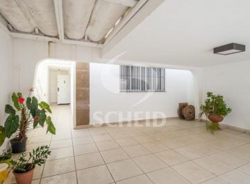 Casa · 230m² · 3 Quartos · 2 Vagas · Casa á Venda na Chácara Santo Antônio com 230m², 3 quartos sendo 1 suíte, 2 vagas.