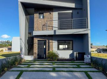 930f014f022896641922826402dd23839dbe1dfb · Sobrado com 3 dormitórios para alugar, 140 m² por R$ 5.510,00/mês - Hípica - Porto Alegre/RS