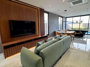 Casa · 215m² · 3 Quartos · 4 Vagas · Bella Città - Casa de Alto Padrão à Venda – Condomínio Bella Città | Porteira Fechada
