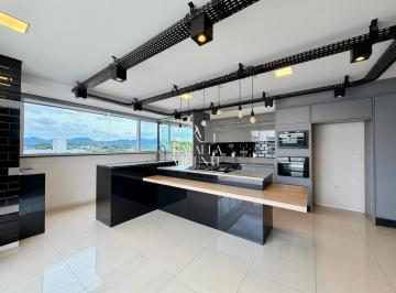 Apartamento · 160m² · 3 Quartos · 2 Vagas · Apartamento à venda no bairro Floresta - Joinville/SC