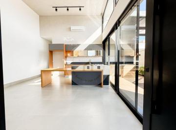 Casa · 140m² · 3 Quartos · 4 Vagas · Residencial Jardim dos Lírios - 3 suítes, closet e pronta para morar