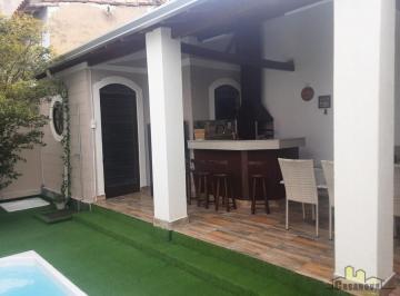 Casa · 300m² · 3 Quartos · 2 Vagas · Casa em Jardim Bela Vista, Jacareí/SP de 0m² 3 quartos à venda por R$ 600.000,00