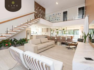 Casa · 372m² · 4 Quartos · 8 Vagas · Casa Espetacular Semi Mobiliada e Seminova no Condomínio Residencial Castel Di Bellaggio com 4 Suíte