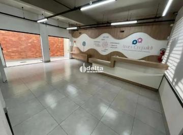 Comercial · 400m² · 3 Vagas · Predio Comercial disponível para locação no bairro Centro em Uberlândia - MG