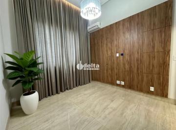 Casa · 410m² · 3 Quartos · 3 Vagas · Casa em condomínio com 3 suítes disponível para locação no bairro Nova Uberlândia em Uberlândia-MG