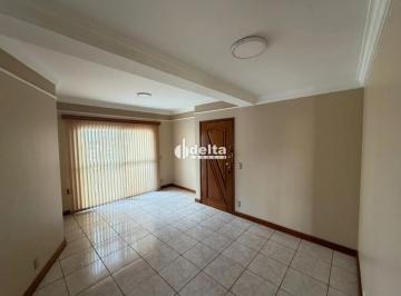 Apartamento · 97m² · 3 Quartos · 1 Vaga · Apartamento disponível com 1 suíte para locação no bairro Osvaldo Rezende  em Uberlândia-MG