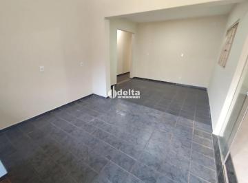 Casa · 250m² · 3 Quartos · 3 Vagas · Casa residencial com 3 quartos sendo 2 suítes disponível para locação no bairro Taiaman em Uberlândi