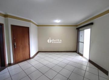 Apartamento · 120m² · 3 Quartos · 3 Vagas · Apartamento com 3 quartos sendo 1 suíte, disponível para locação no bairro Cazeca em Uberlândia-MG