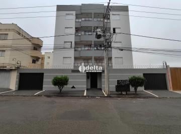 Apartamento · 70m² · 2 Quartos · 1 Vaga · Apartamento com 02 quartos sendo 01 suíte disponível para locação no bairro Santa Mônica