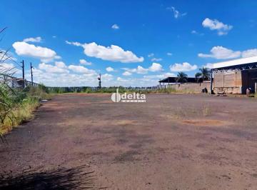 Comercial · 3400m² · Área comercial disponível para locação no bairro Minas Gerais em Uberlândia-MG