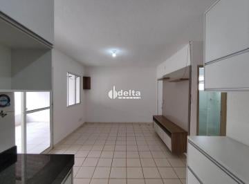 Casa · 55m² · 2 Quartos · 1 Vaga · Casa em condomínio disponível para locação no bairro Aclimação em Uberlândia-MG.