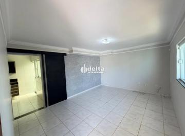 Casa · 308m² · 3 Quartos · 1 Vaga · Casa residencial com 3 quartos sendo 1 suíte disponível para locação no bairro Jardim Karaíba em Ube