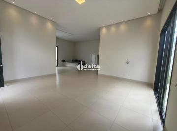 Casa · 280m² · 3 Quartos · 2 Vagas · Casa em condomínio com 3 suítes disponível para locação no bairro Gávea em Uberlândia-MG