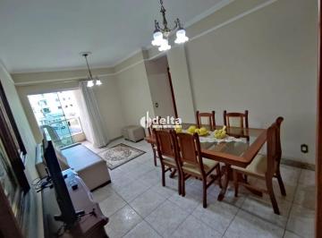 Apartamento · 70m² · 2 Quartos · 2 Vagas · Apartamento com 2 quartos sendo 1 suíte, disponível para locação no bairro Santa Maria em Uberlândia
