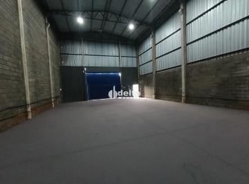 Comercial · 350m² · 2 Vagas · Galpão disponível para locação bairro Dona Zulmira em Uberlândia-MG