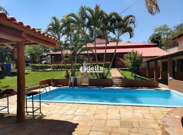 Rural · 5900m² · 13 Quartos · 10 Vagas · Chácara disponível para locação no bairro Shopping Park em Uberlândia-MG