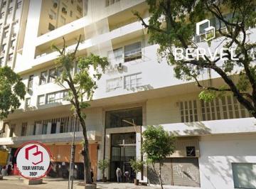Comercial · 63m² · Conjunto em Centro, Rio de Janeiro/RJ de 0m² para locação R$ 700,00/mes